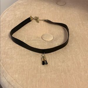 Choker necklace